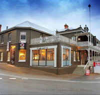 Deloraine Hotel Restaurant - Hobart Tourism