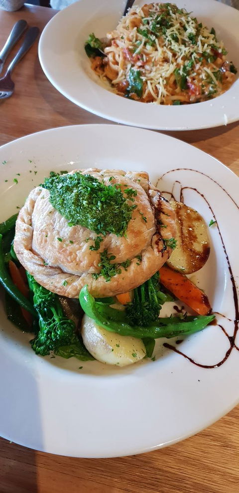 Hotel Bruny Bistro - Hobart Tourism 6