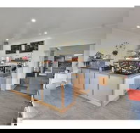 Meander Bridge Cafe - Hobart Tourism