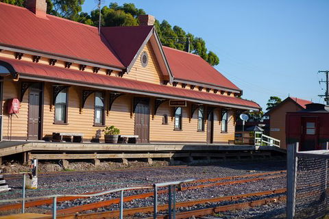 Tracks On Point - Hobart Tourism 0