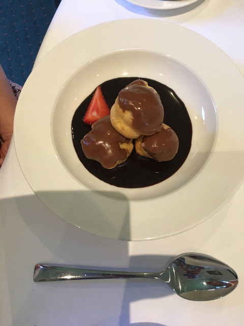 Bentley Pines Restaurant - Hobart Tourism 3