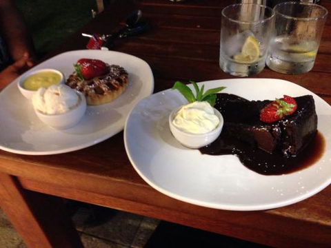Waters Edge Cafe & Restaurant - Hobart Tourism 0
