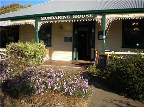 A Patch Of Country - Hobart Tourism 0