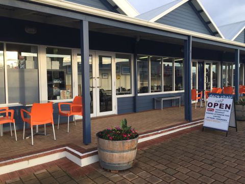 DeckChair Cafe - Hobart Tourism 0