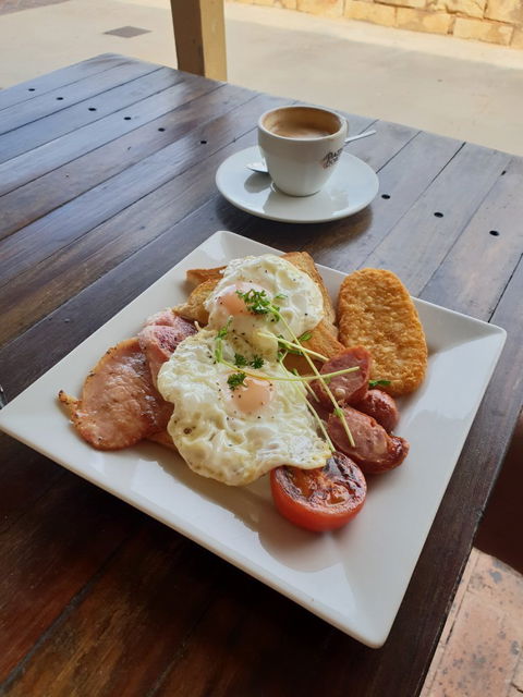 Shark Bay Cafe - Hobart Tourism 4