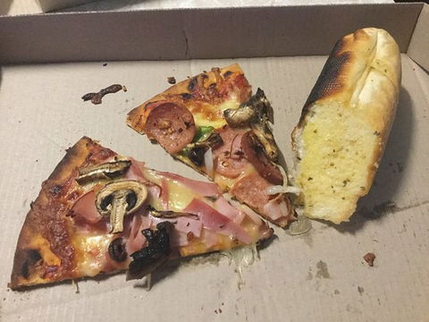 Shark Bay Pizza - Hobart Tourism 0