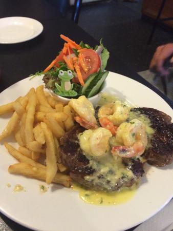 Aldinga Pub - Hobart Tourism 0