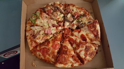 Paradise Pizzas - Hobart Tourism 0