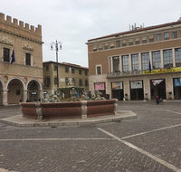 Pesaro Pizza - Tourism TAS