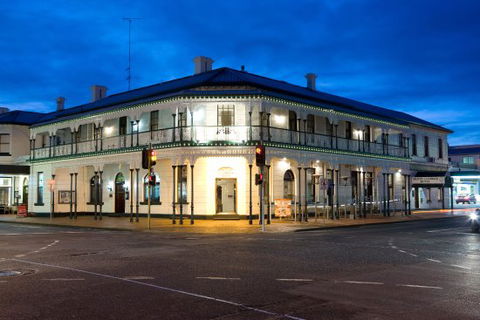 The Mount Gambier Hotel - Hobart Tourism 0
