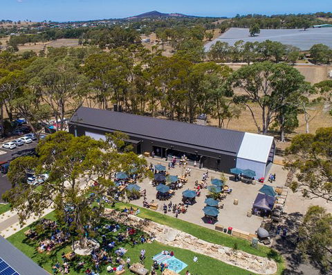 Lot 100 - Hobart Tourism 0