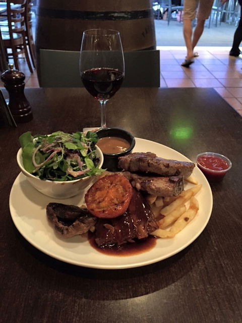 Kitty O'shea's Bar & Restaurant - Hobart Tourism 3