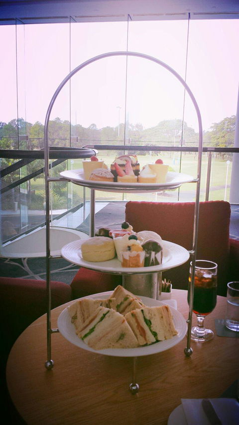 Panorama Lounge At Royal Pines Resort - Hobart Tourism 1
