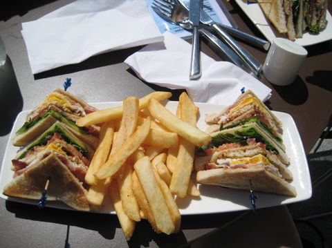 Q1 Beach Club - Hobart Tourism 0