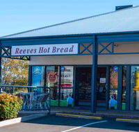 Reeves Hot Bread - Hobart Tourism