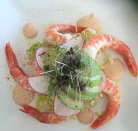 Plum Cafe Bistro