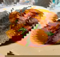 Castro's Bar  Restaurant - Tourism TAS