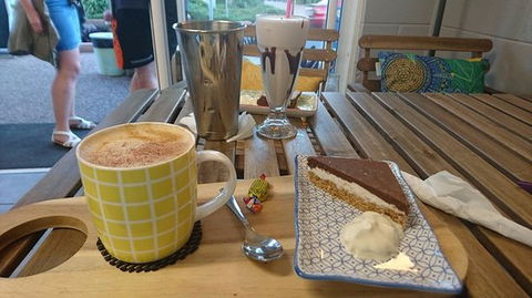 Spring, Eats And Treats - Hobart Tourism 0