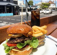 Busters Bar  Grill - Hobart Tourism
