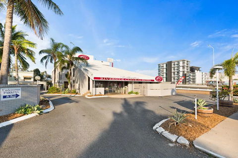 Rockhampton Riverside Central Hotel - Tourism TAS 0