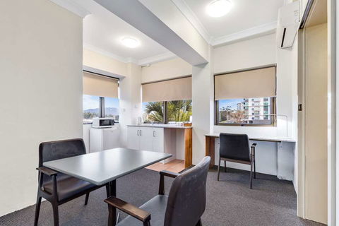 Rockhampton Riverside Central Hotel - Tourism TAS 9