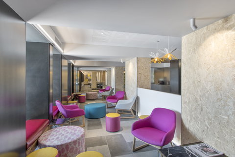 Metro Hotel Perth, South Perth - Hobart Tourism 5