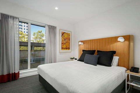Quest Canberra City Walk - Tourism TAS 8