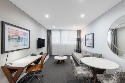 Meriton Serviced Apartments North Sydney - Hobart Tourism 1