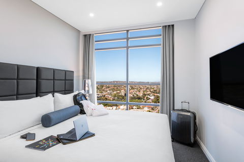 Meriton Serviced Apartments North Sydney - Hobart Tourism 11