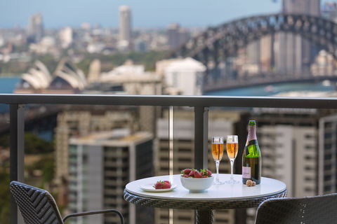 Meriton Serviced Apartments North Sydney - Hobart Tourism 17