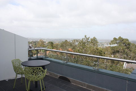 Hotel Urban St Leonards - Hobart Tourism 2