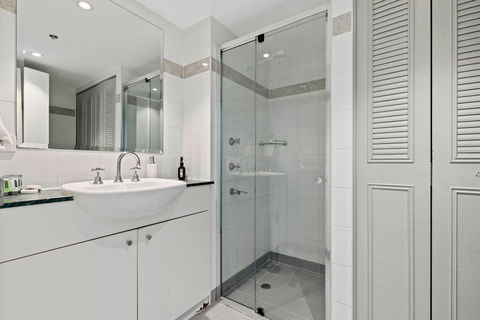 Astra Apartments Chatswood - Hobart Tourism 1