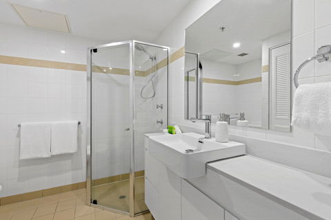 Astra Apartments Chatswood - Hobart Tourism 3
