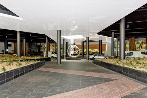 Astra Canberra Manhattan - Hobart Tourism 3