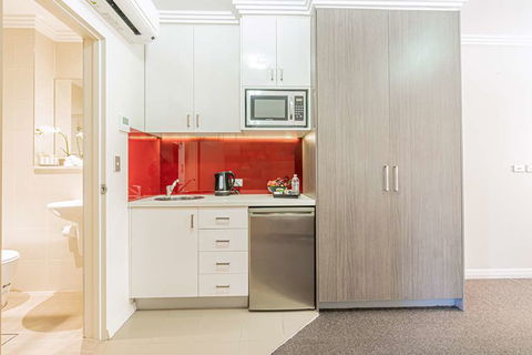 Best Western Plus Camperdown Suites - Hobart Tourism 13