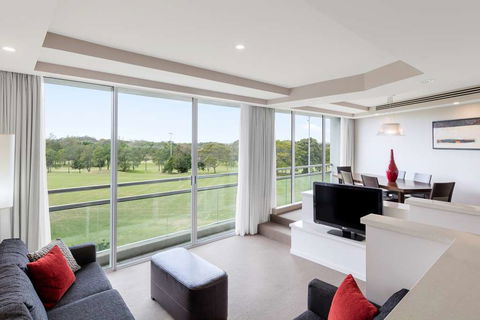 RACV Royal Pines Resort - Tourism TAS 12