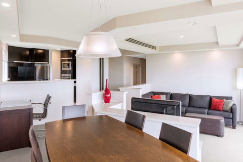 RACV Royal Pines Resort - Tourism TAS 13