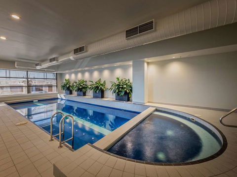 PARKROYAL Melbourne Airport - Tourism TAS 6