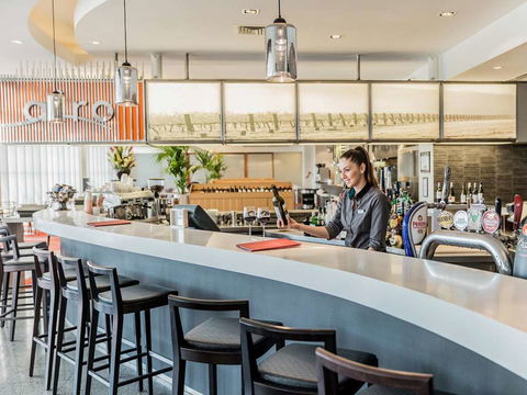 PARKROYAL Melbourne Airport - Tourism TAS 11