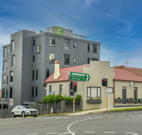 Holiday Inn Stes Parramatta Mar - Hobart Tourism