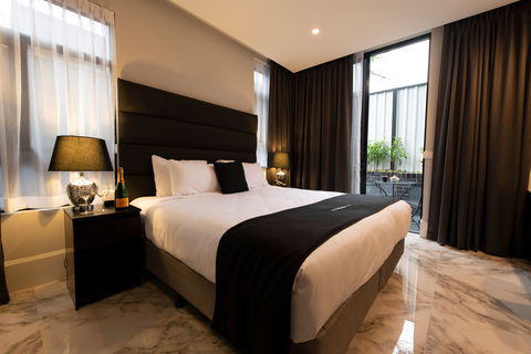 Holiday Inn Stes Parramatta Mar - Hobart Tourism 12