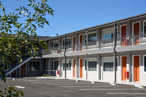 HotelMOTEL - Tourism TAS 0