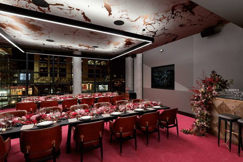 QT Melbourne - Tourism TAS 8