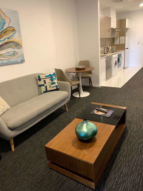 Adelaide Dress Circle Apartments - Tourism TAS 9