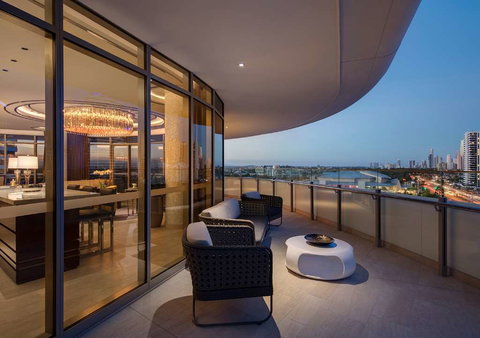 The Darling Gold Coast - Hobart Tourism 17