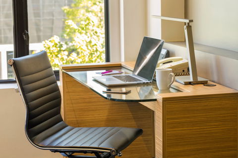 Crowne Plaza Canberra - Hobart Tourism 5
