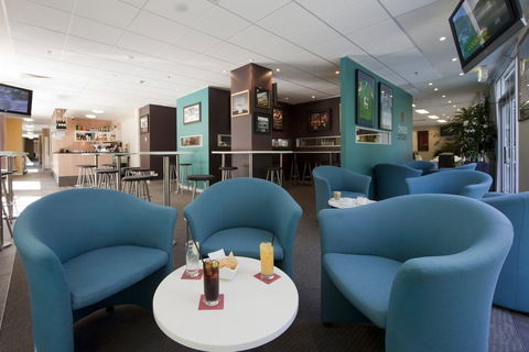 Pacific Suites Canberra - Hobart Tourism 3