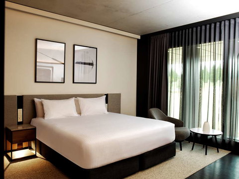 A By Adina Canberra - Hobart Tourism 7