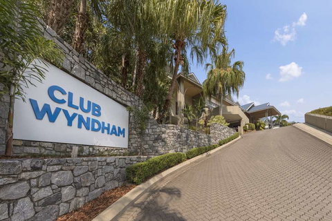 Club Wyndham Airlie Beach - Hobart Tourism 0