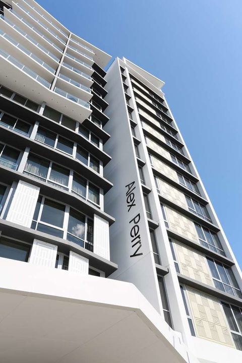 Alex Perry Hotel And Apartments - Tourism TAS 1